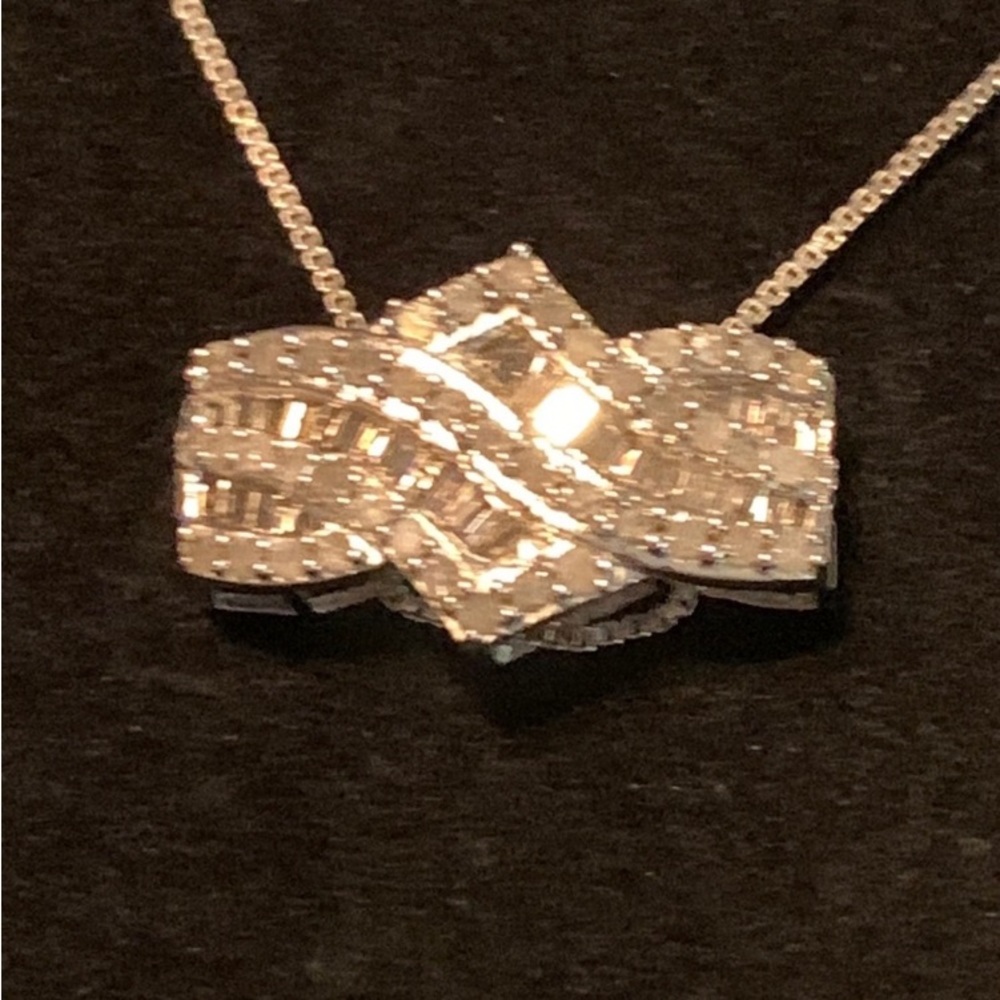 Gorgeous Solid Sterling And Diamond Necklace - image 1